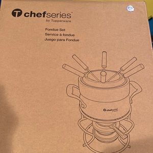 Tupperware chef series fondue set